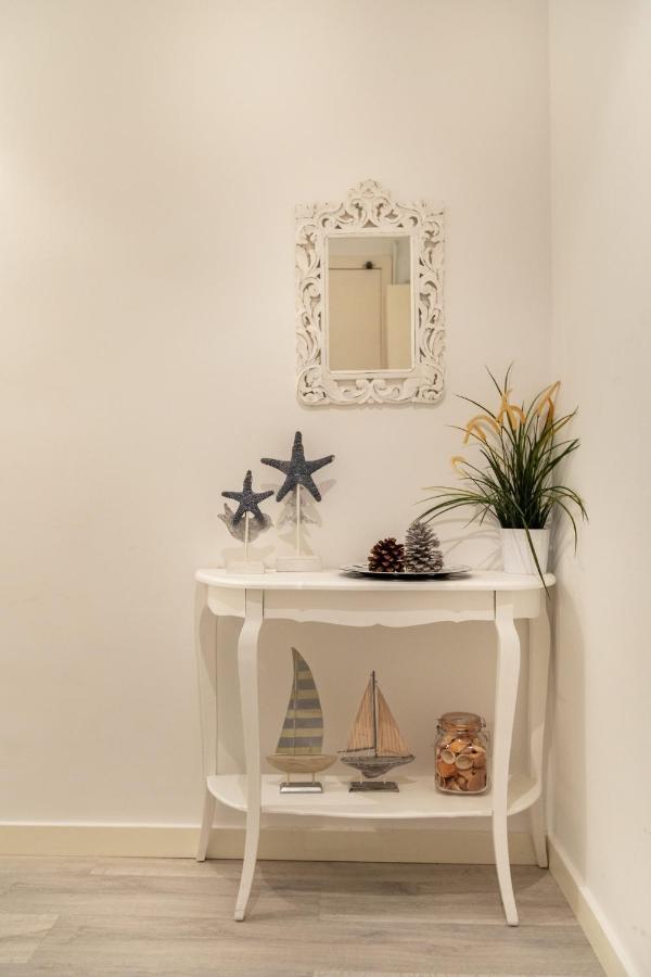Pere Serafi 2 Bedroom Apartment บาร์เซโลนา ภายนอก รูปภาพ