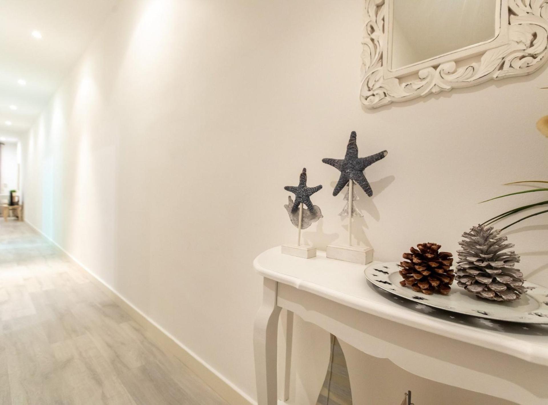 Pere Serafi 2 Bedroom Apartment บาร์เซโลนา ภายนอก รูปภาพ