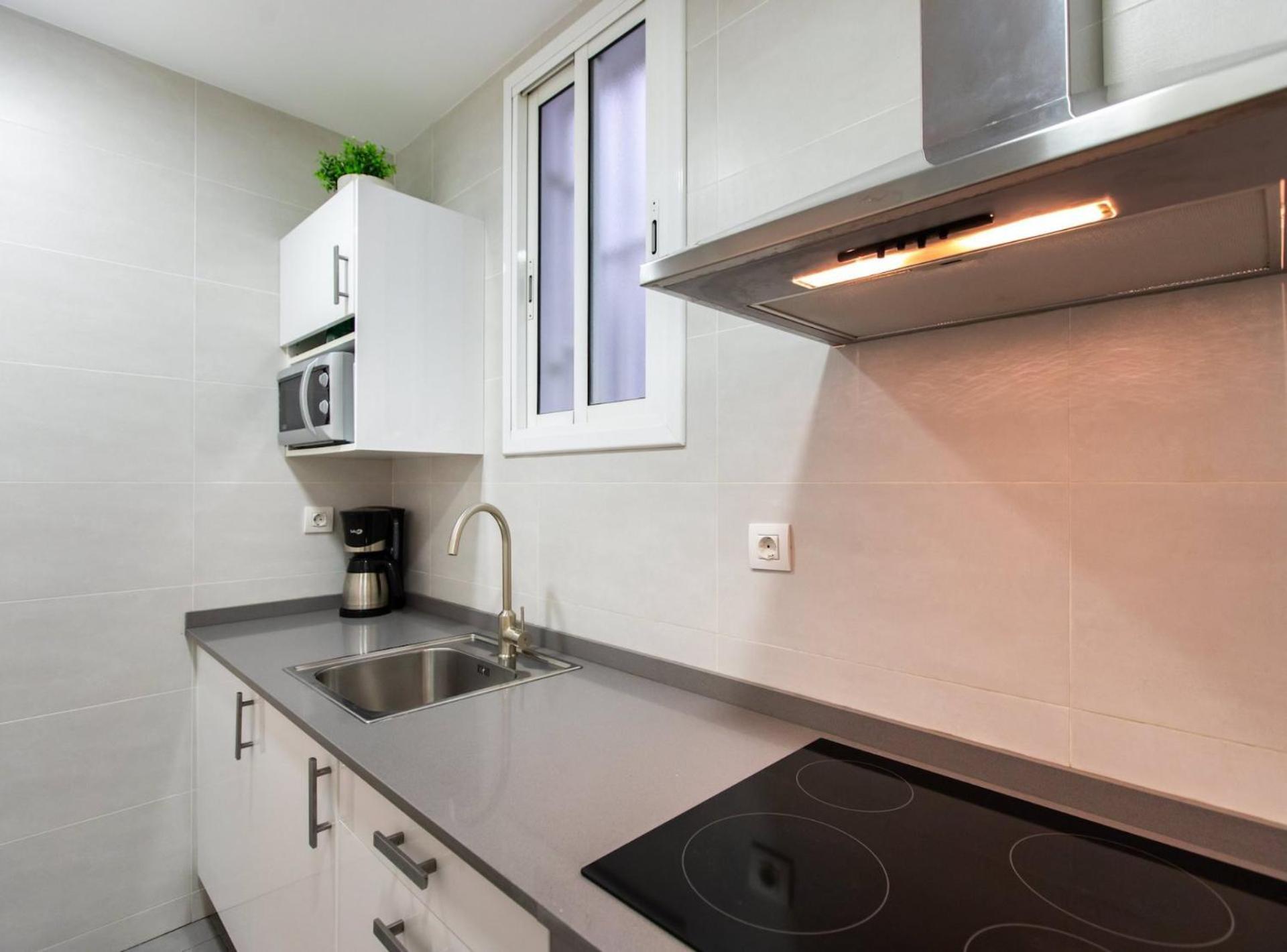 Pere Serafi 2 Bedroom Apartment บาร์เซโลนา ภายนอก รูปภาพ